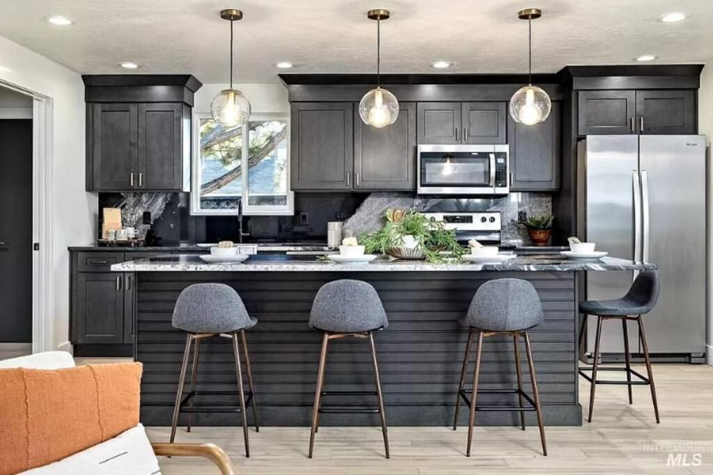 Mid Century Modern Boise-River Bungalow W/ Hot Tub Exteriér fotografie
